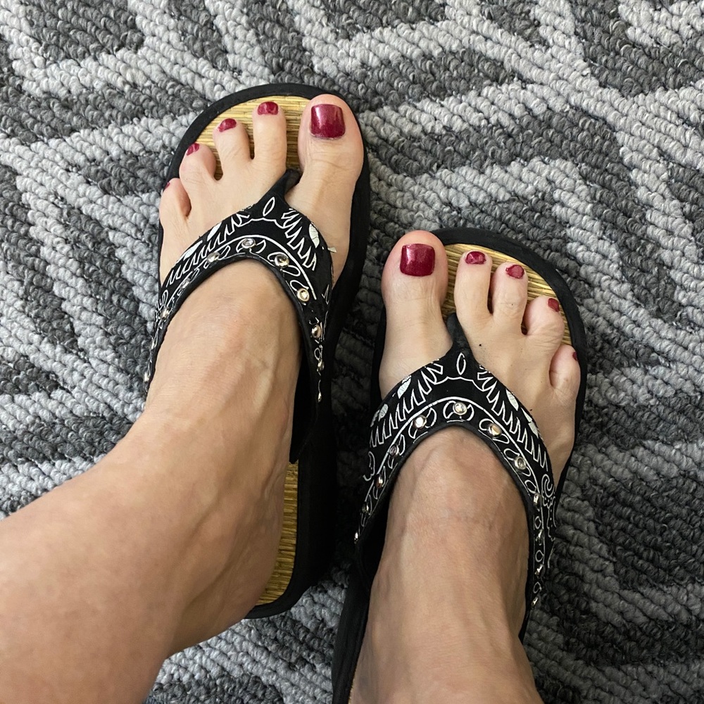Wedge sandals